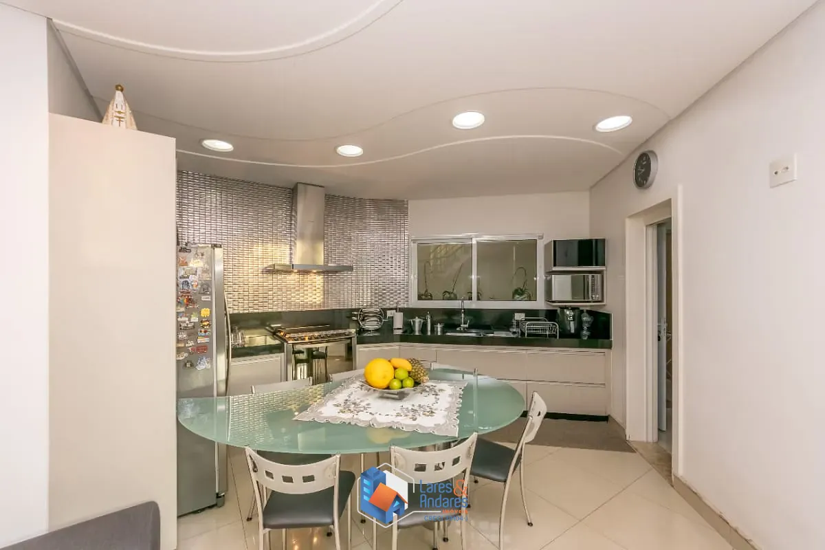 Sobrado, 3 quartos, 672 m² - Foto 9