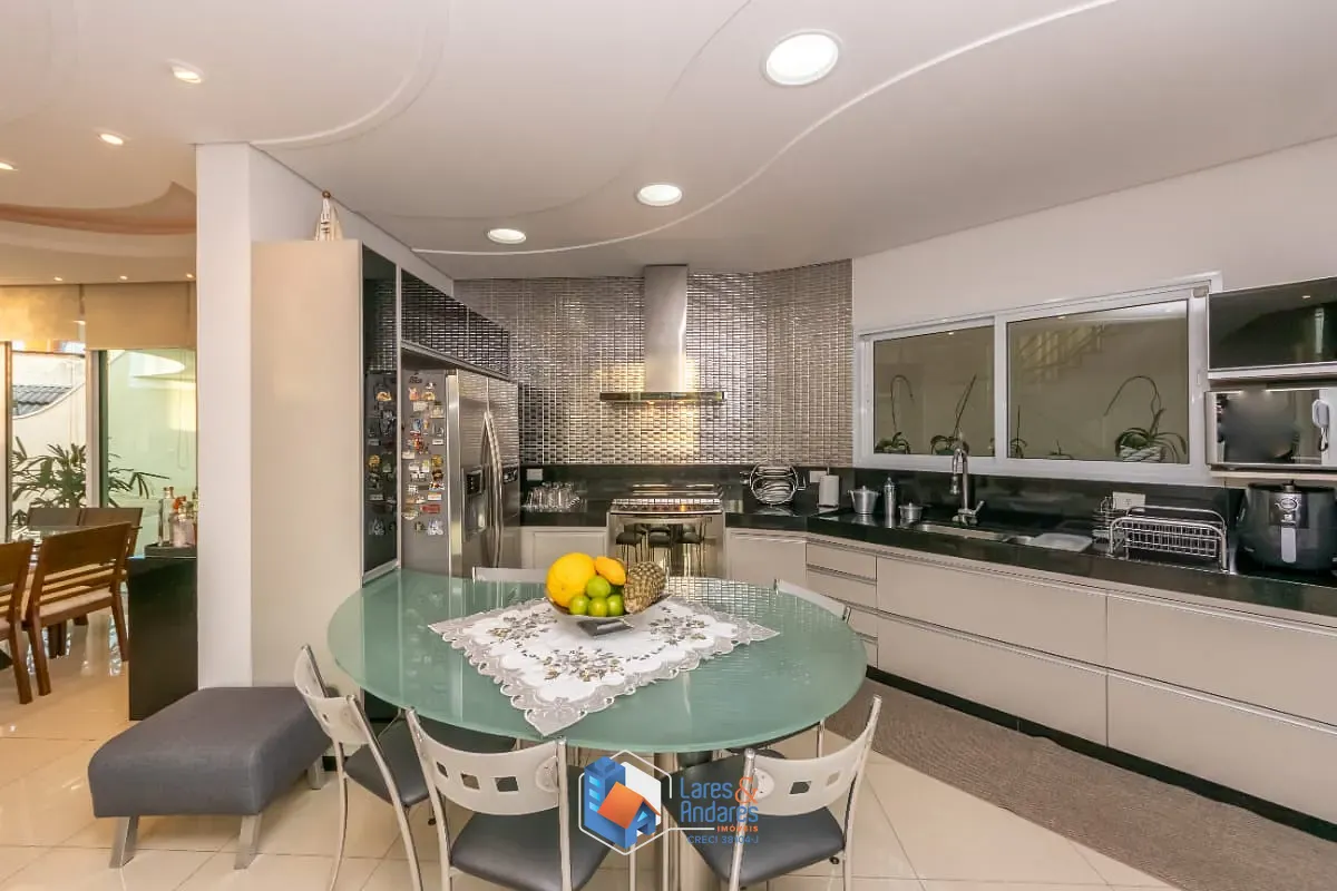 Sobrado, 3 quartos, 672 m² - Foto 10