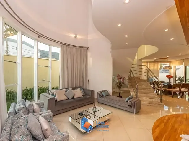 Sobrado com 475m² 3 quartos e 4 banheiros, à venda, no bairro Jardim Santa Marta em Santana De Parnaíba