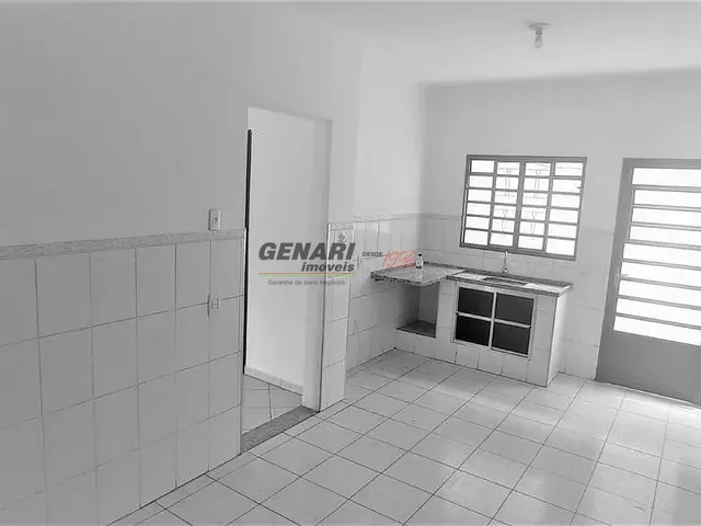 Sobrado com 340m² 5 quartos e 2 banheiros, à venda, no bairro Vila Rubens em Indaiatuba