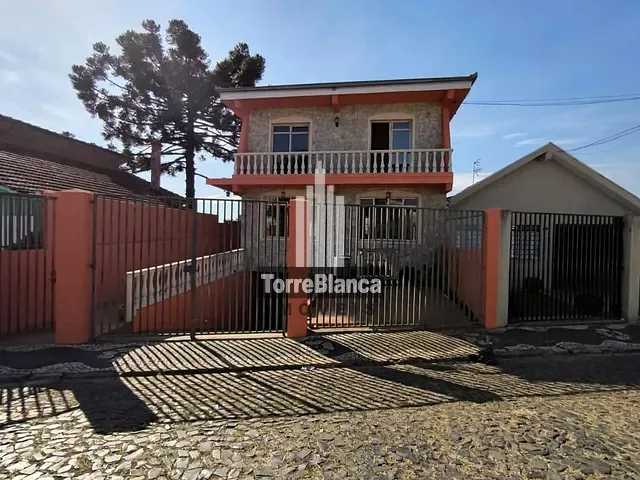 Sobrado com 350m² 3 quartos e 4 banheiros, à venda, no bairro Órfãs em Ponta Grossa
