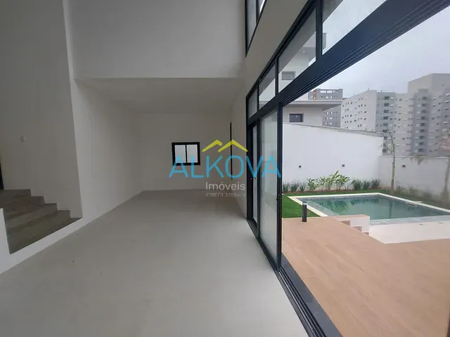 Sobrado com 451m² 4 quartos e 5 banheiros, à venda, no bairro Condomínio Residencial Monaco em São José dos Campos