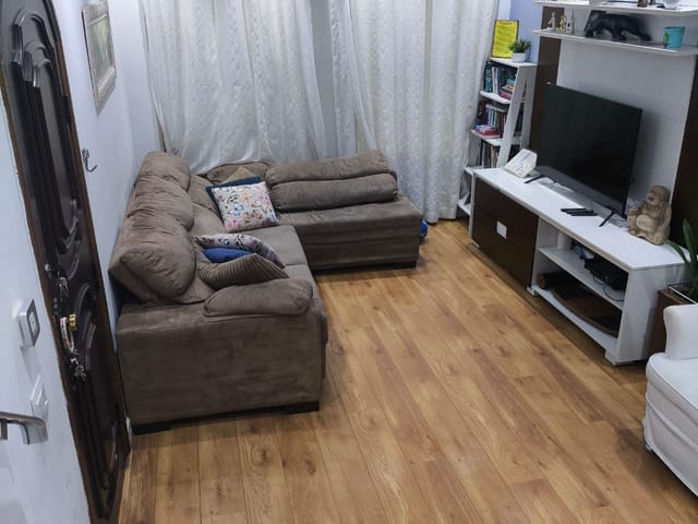 Foto do Sobrado - ** SOBRADO GRANDE PARA LOCAÇÃO 3 DORMITÓRIOS E 2 VAGAS - Para Mais Informações Corretor Alex Camargo (11) 94009-6980 !!! ** | Rocha Marqueze Imóveis