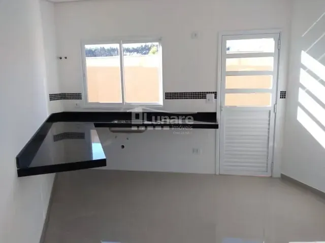 Sobrado com 206m² 3 quartos e 3 banheiros, à venda, no bairro Parque Morumbi em Mogi das Cruzes