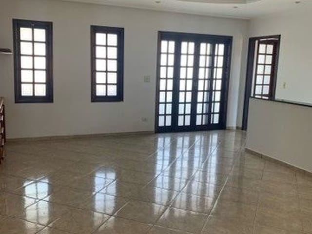 Foto do Sobrado - Sobrado com 3 dormitórios para alugar, 100 m² por R$ 2.700,00/mês - Jardim Terras Do Sul - São José dos Campos/SP | INDEPENDENCE NEGOCIOS IMOBILIARIOS LTDA