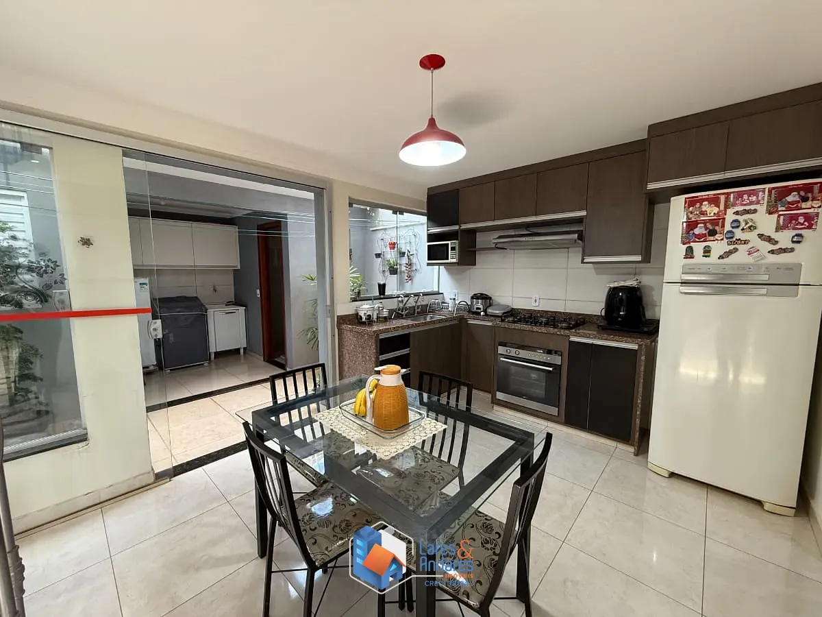 Sobrado, 2 quartos, 160 m² - Foto 1