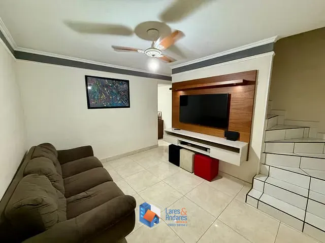 Sobrado com 110m² 2 quartos e 2 banheiros, à venda, no bairro Jardim José Sampaio Júnior em Ribeirão Preto
