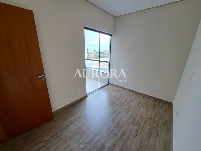 Sobrado com 133m² 3 quartos e 3 banheiros, à venda, no bairro Sabará em Londrina