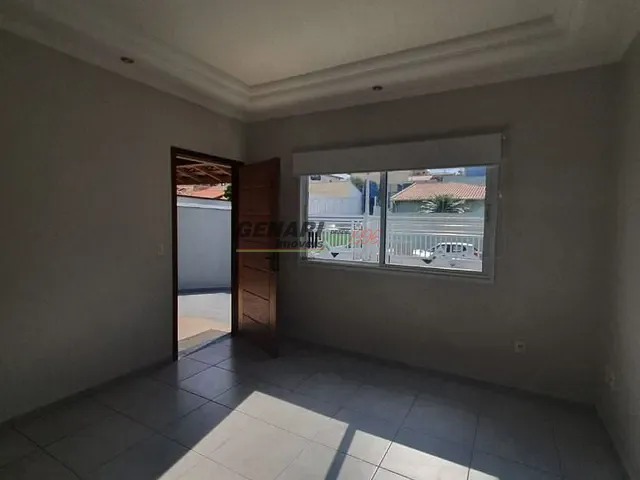 Sobrado com 350m² 4 quartos e 3 banheiros, à venda, no bairro Jardim Regina em Indaiatuba