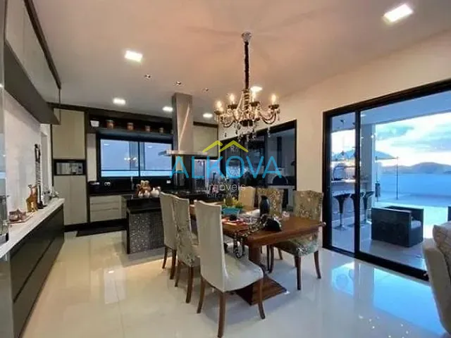 Sobrado com 485m² 4 quartos e 5 banheiros, à venda, no bairro Condomínio Residencial Jaguary em São José dos Campos