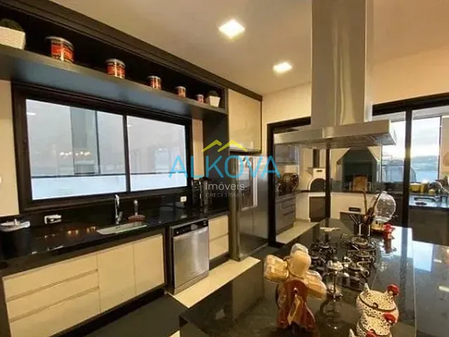 Sobrado com 485m² 4 quartos e 5 banheiros, à venda, no bairro Condomínio Residencial Jaguary em São José dos Campos