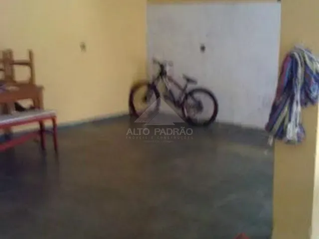 Sobrado 3 quartos e 2 banheiros, à venda, no bairro Jardim Pedroso em Mauá