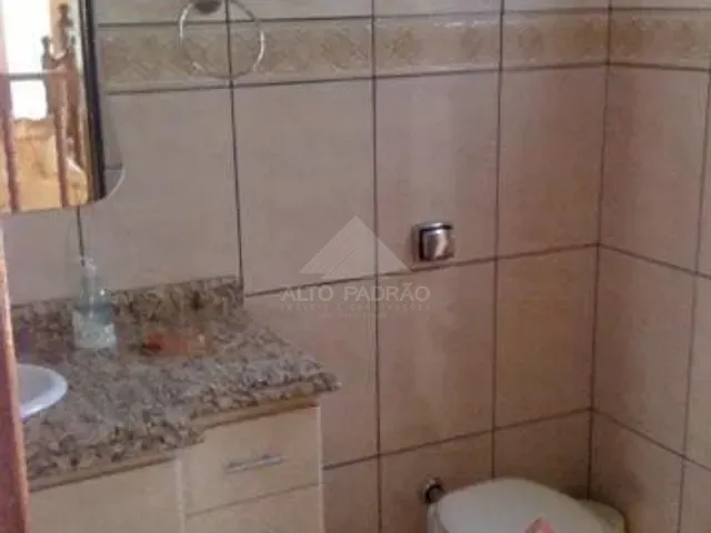 Sobrado 3 quartos e 2 banheiros, à venda, no bairro Jardim Pedroso em Mauá