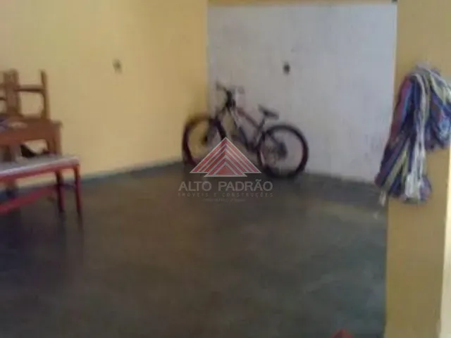 Sobrado 3 quartos e 2 banheiros, à venda, no bairro Jardim Pedroso em Mauá