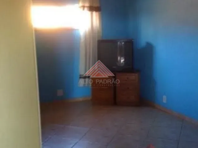 Sobrado 3 quartos e 2 banheiros, à venda, no bairro Jardim Pedroso em Mauá