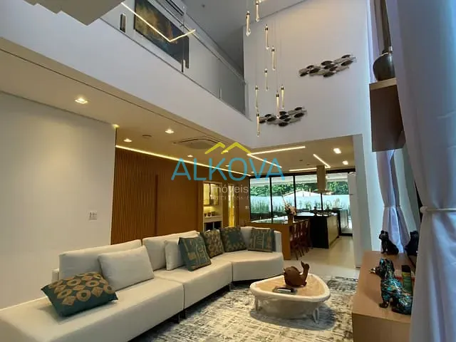 Sobrado com 440m² 6 quartos e 8 banheiros, à venda, no bairro Riviera de São Lourenço em Bertioga