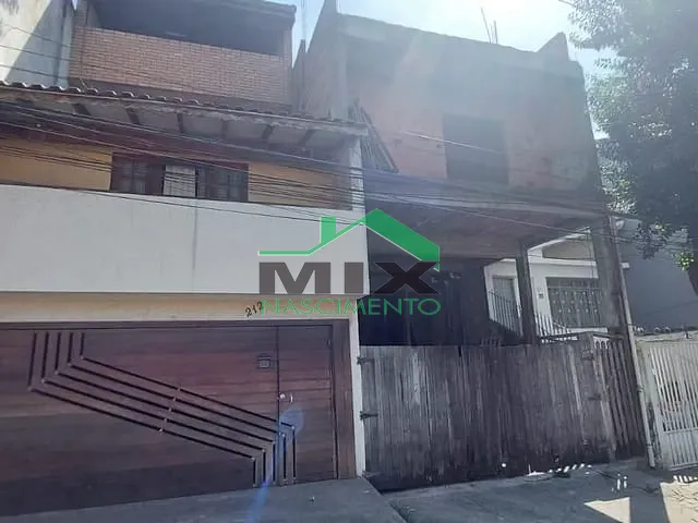 Sobrado com 125m² 3 quartos e 4 banheiros, à venda, no bairro Taboão em Diadema