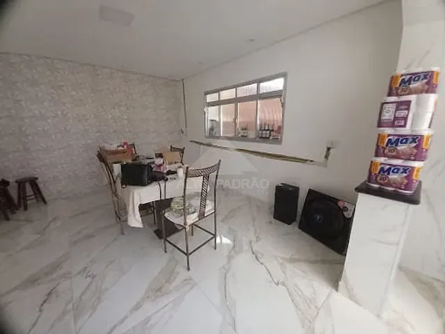 Sobrado com 285m² 3 quartos e 2 banheiros, à venda, no bairro Vila Emílio em Mauá
