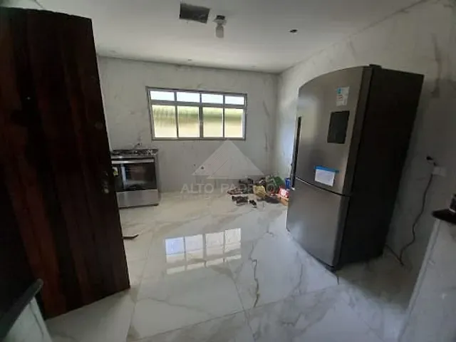 Sobrado com 285m² 3 quartos e 2 banheiros, à venda, no bairro Vila Emílio em Mauá
