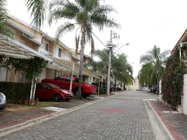 Foto do Sobrado - Sobrado com 3 dormitórios à venda, 100 m² por R$ 723.500,00 - Urbanova - São José dos Campos/SP | RUSSI IMÓVEIS
