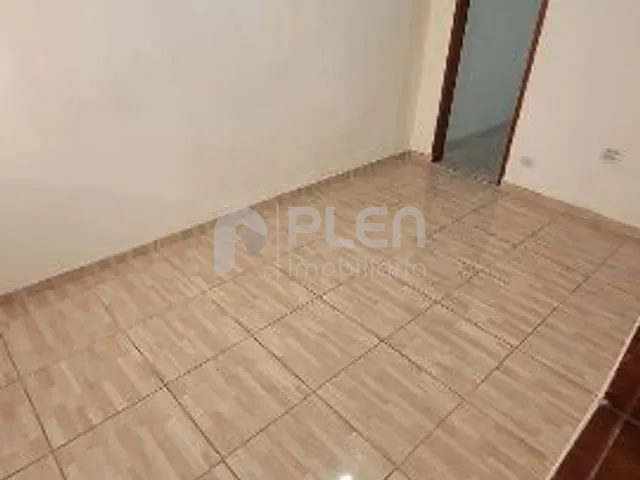 Sobrado 3 quartos e 3 banheiros, à venda, no bairro Jardim Leonor Mendes de Barros em São Paulo