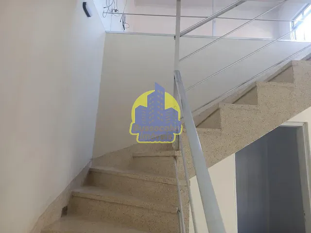 Sobrado com 200m² 4 quartos e 2 banheiros, para alugar, no bairro Jardim das Flores em Osasco