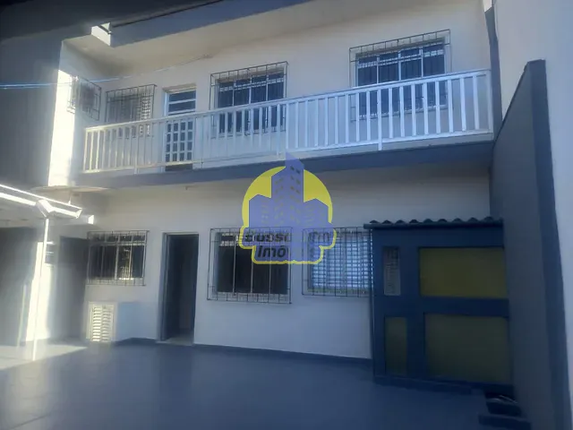 Sobrado com 200m² 4 quartos e 2 banheiros, para alugar, no bairro Jardim das Flores em Osasco