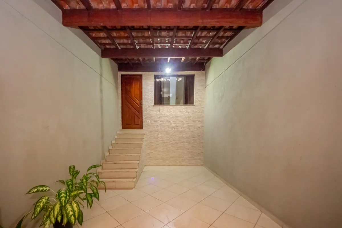 Sobrado para venda em Jardim Vivan com 2 quartos, 75m²