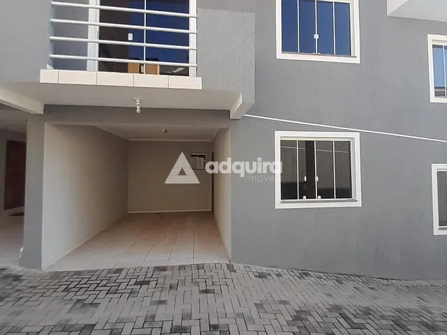 Sobrado com 121m² 3 quartos e 3 banheiros, à venda, no bairro Uvaranas em Ponta Grossa