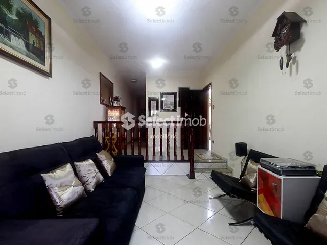 Sobrado com 234m² 3 quartos e 3 banheiros, à venda, no bairro Vila Assis Brasil em Mauá