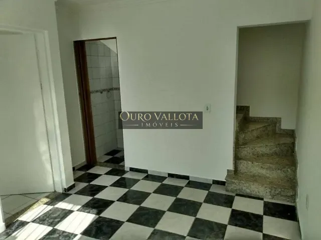 Sobrado 2 quartos e 2 banheiros, à venda, no bairro Jardim Itapema em São Paulo