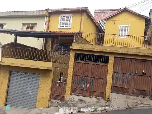 Sobrado com 207m² 3 quartos e 2 banheiros, à venda, no bairro Vila Serralheiro em São Paulo