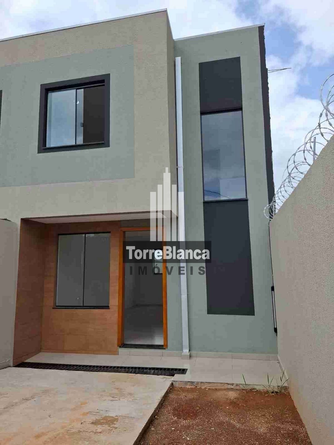 Sobrado à venda com 2 quartos, 60m² - Foto 4
