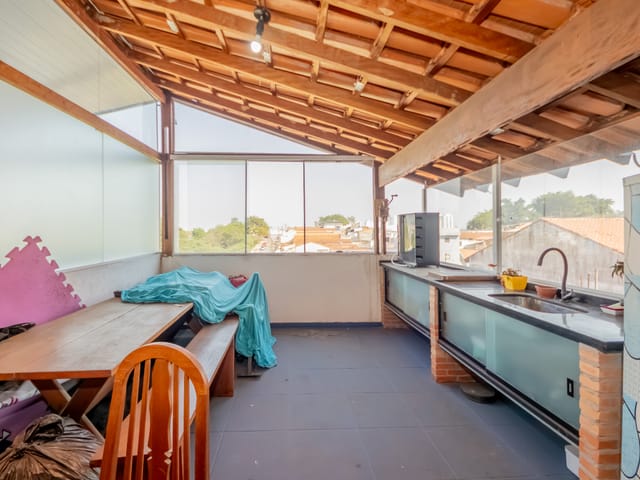 Foto do Sobrado - Sobrado para venda em Planalto com 4 quartos, sendo 2 suítes, 283m² | Lares e Andares Imóveis