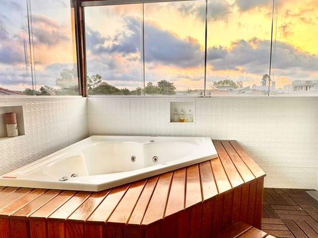 Foto do Sobrado - Sobrado para venda em Planalto com 4 quartos, sendo 2 suítes, 283m² | Lares e Andares Imóveis