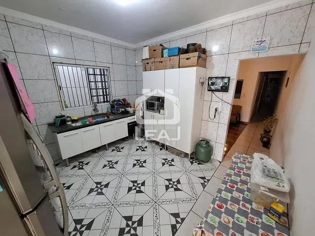 Sobrado com 400m² 5 quartos e 5 banheiros, à venda, no bairro Parque Santo Antônio em São Paulo
