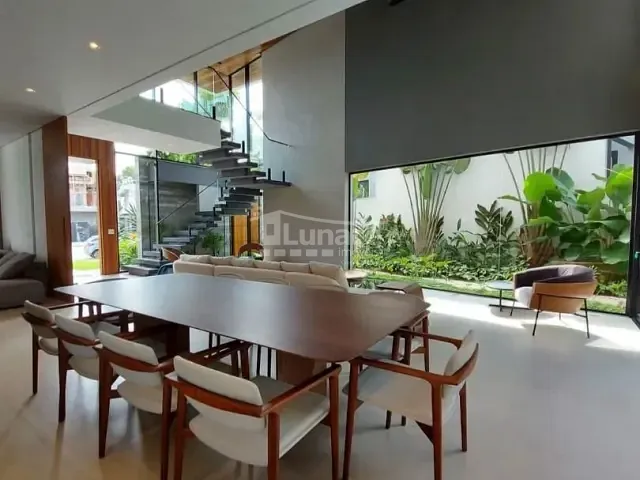 Sobrado com 533m² 5 quartos e 7 banheiros, à venda, no bairro Riviera de São Lourenço em Bertioga