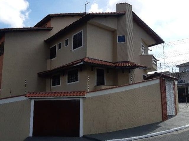 Sobrado com 130m² 3 quartos e 3 banheiros, à venda, no bairro Jardim Vila Galvão em Guarulhos