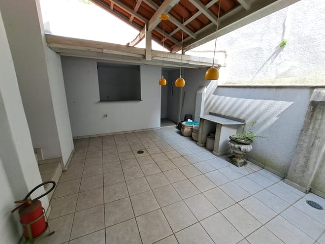 Sobrado com 344m² 6 quartos e 2 banheiros, à venda, no bairro Aclimação em São Paulo