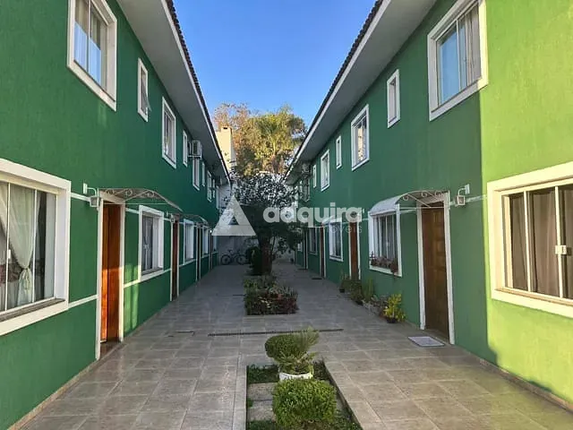 Sobrado com 87m² 3 quartos e 2 banheiros, à venda, no bairro Jardim Carvalho em Ponta Grossa