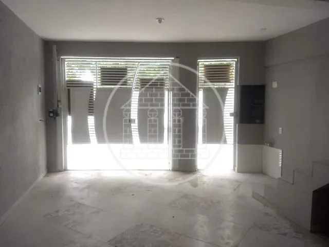 Sobrado com 100m² 6 quartos e 3 banheiros, à venda, no bairro Jardim Cruzeiro em São Paulo