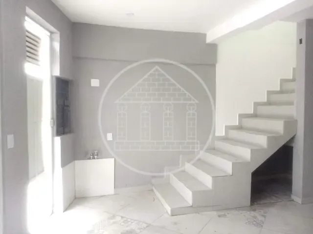 Sobrado com 100m² 6 quartos e 3 banheiros, à venda, no bairro Jardim Cruzeiro em São Paulo