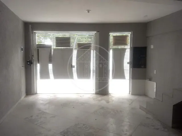 Sobrado com 100m² 6 quartos e 3 banheiros, à venda, no bairro Jardim Cruzeiro em São Paulo