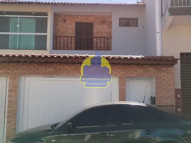 Sobrado com 191m² 3 quartos e 2 banheiros, à venda, no bairro Umuarama em Osasco