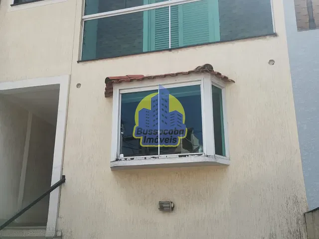Sobrado com 191m² 3 quartos e 2 banheiros, à venda, no bairro Umuarama em Osasco
