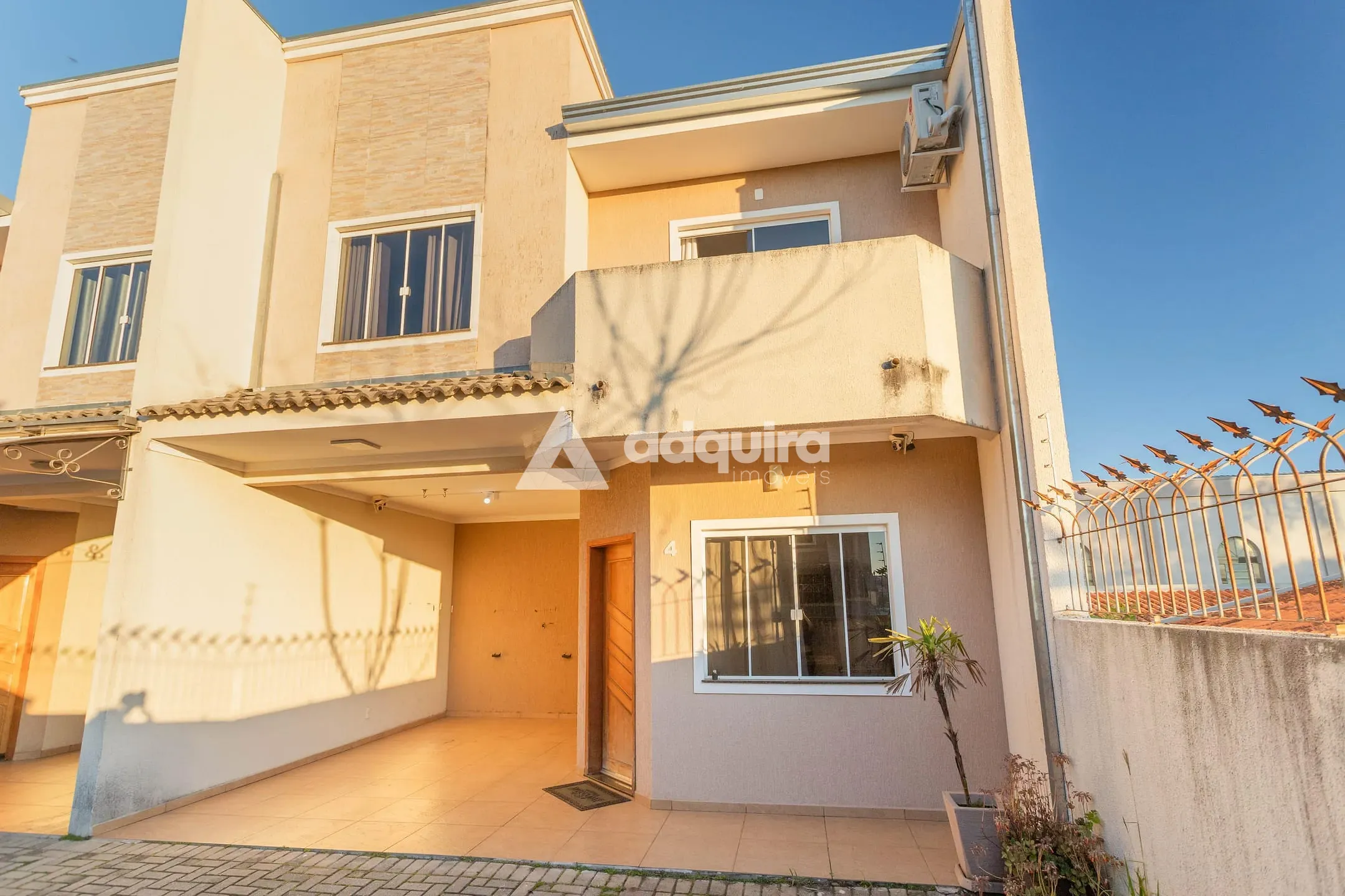 Sobrado, 3 quartos, 106 m² - Foto 1