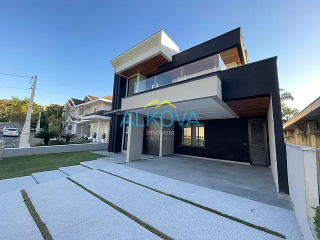 Sobrado com 586m² 4 quartos e 7 banheiros, à venda, no bairro Urbanova em São José dos Campos