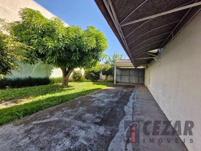Casa com 500m² 3 quartos e 1 banheiro, à venda, no bairro Bairro Alto em Curitiba