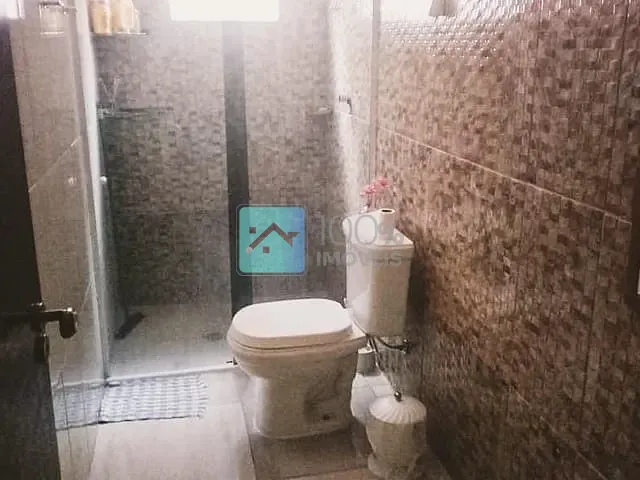 Sobrado com 136m² 3 quartos e 1 banheiro, à venda, no bairro Monte Castelo em São José dos Campos