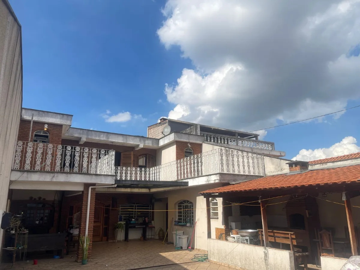 Sobrado para venda em Vila Sabrina com 2 quartos, sendo 2 suítes, 160m²